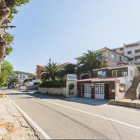 Apartments Bilaja Marina Exterior photo