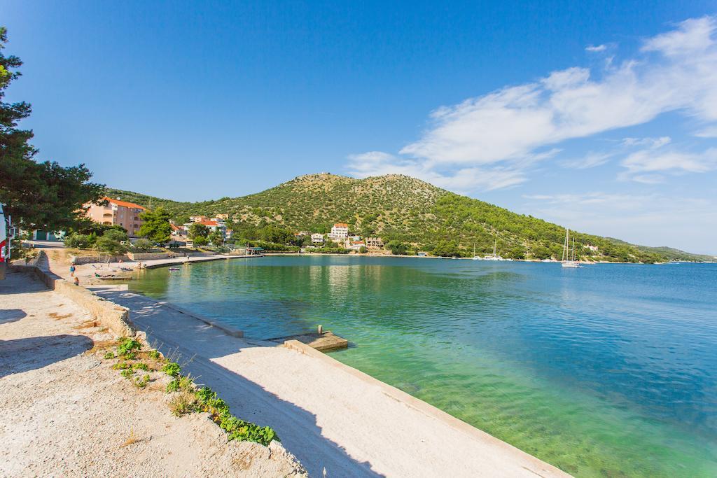 Apartments Bilaja Marina Exterior photo